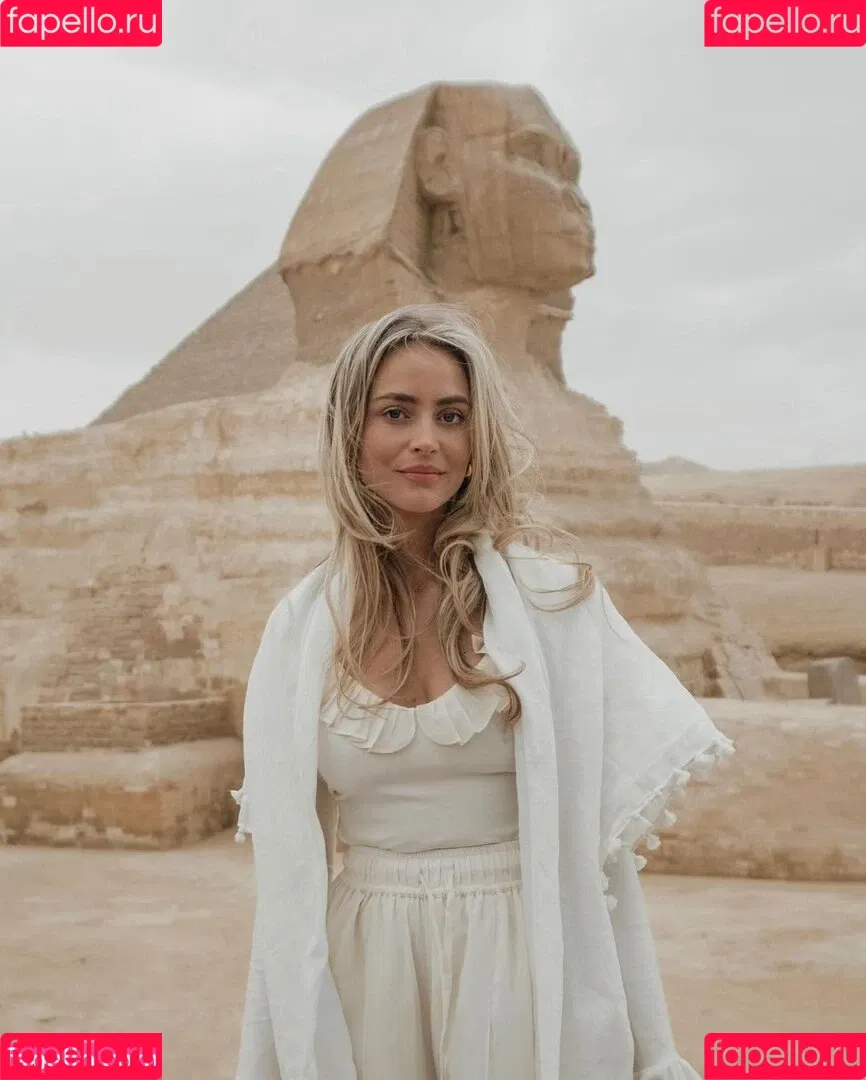Janni Deler Onlyfans Photo Gallery 