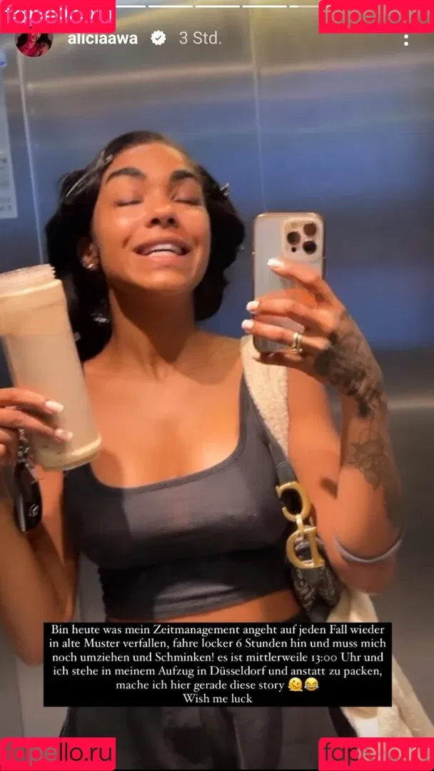 Alicia Awa Onlyfans Photo Gallery 
