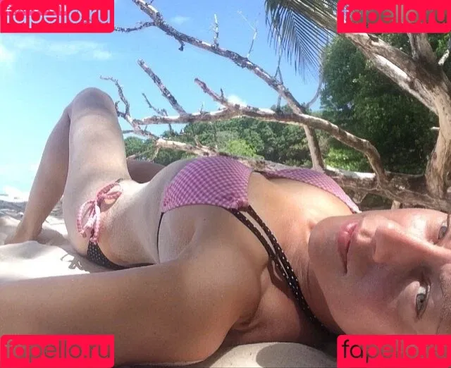 Anneke Dürkopp Onlyfans Photo Gallery 