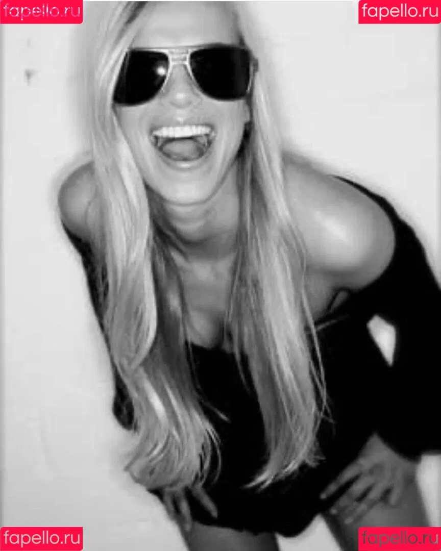 Anneke Dürkopp Onlyfans Photo Gallery 