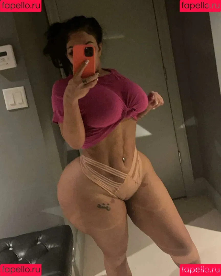 persiaanbaddie1 Onlyfans Photo Gallery 