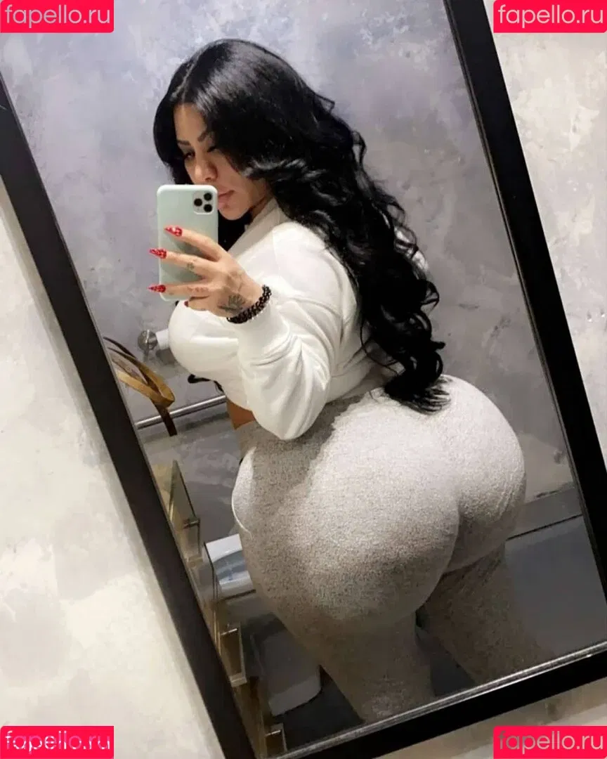 persiaanbaddie1 Onlyfans Photo Gallery 