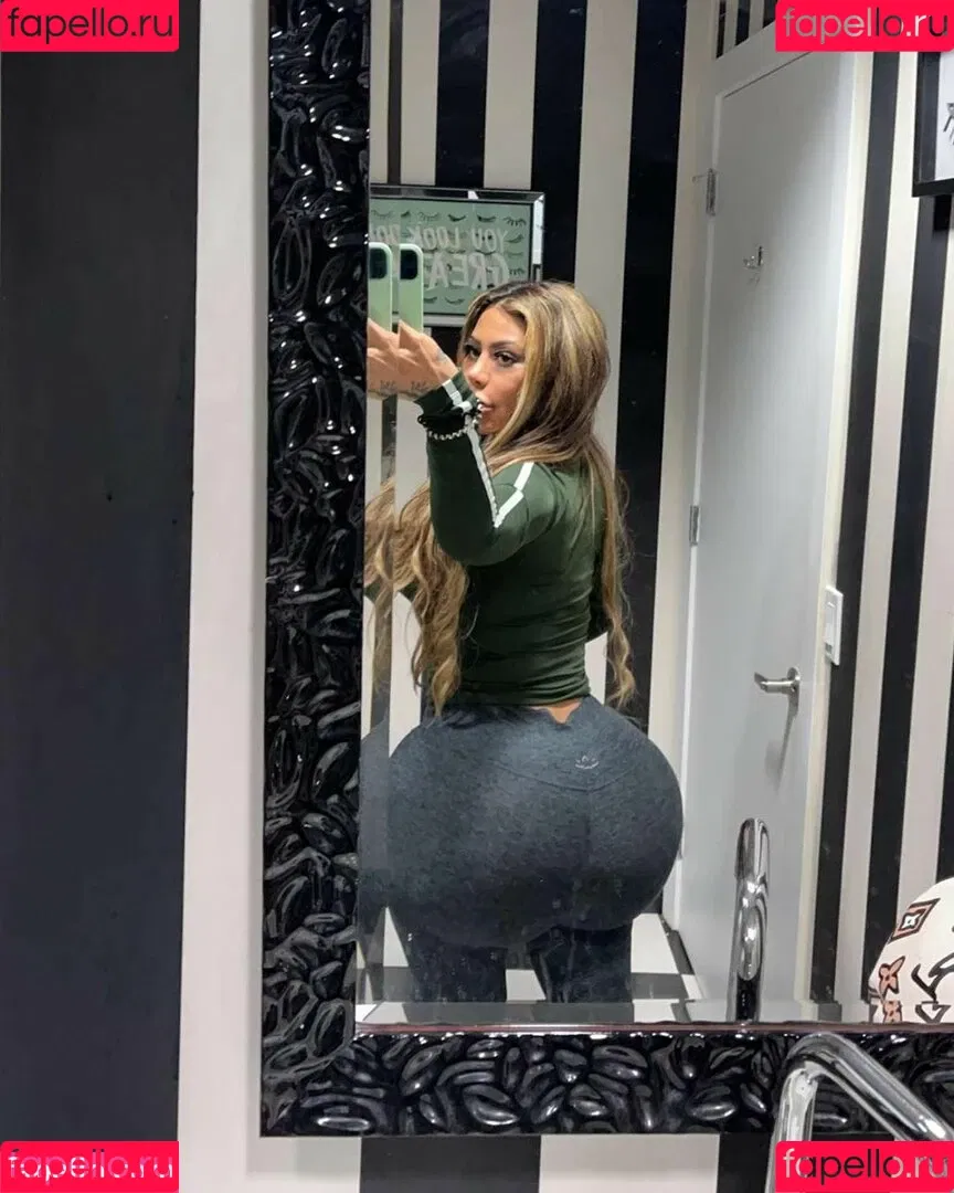 persiaanbaddie1 Onlyfans Photo Gallery 