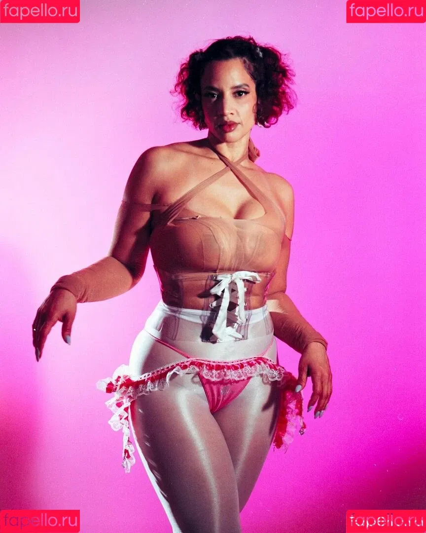 Dascha Polanco Onlyfans Photo Gallery 