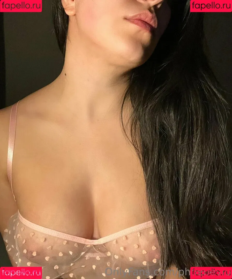 theephoebee Onlyfans Photo Gallery 