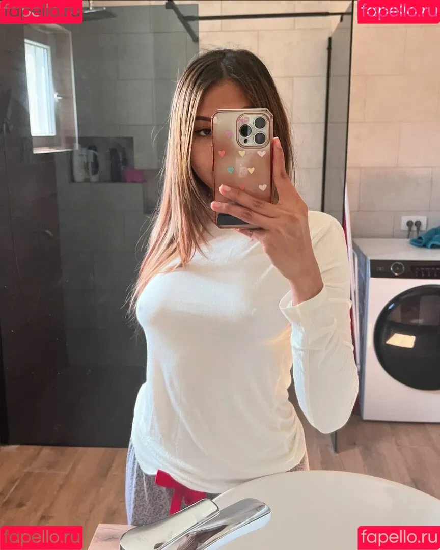 Lara-Jean Westin Onlyfans Photo Gallery 