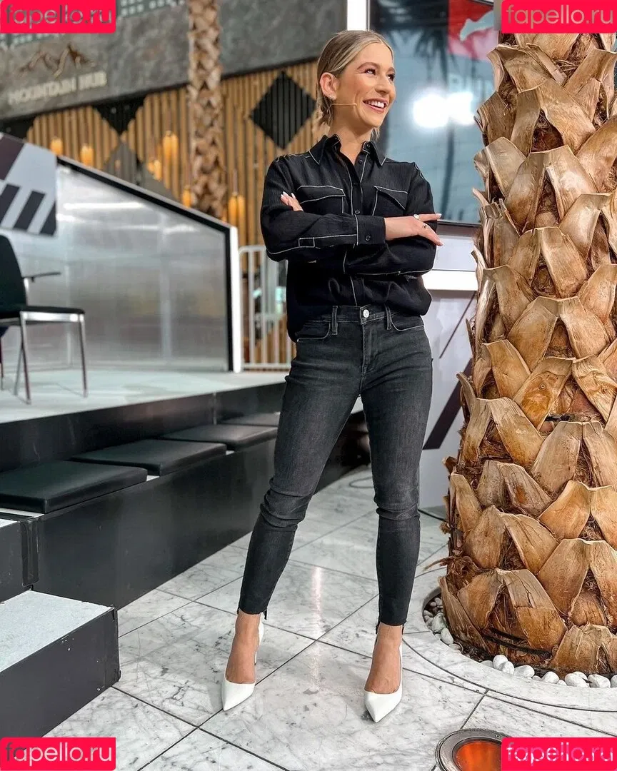 Jana Wosnitza Onlyfans Photo Gallery 