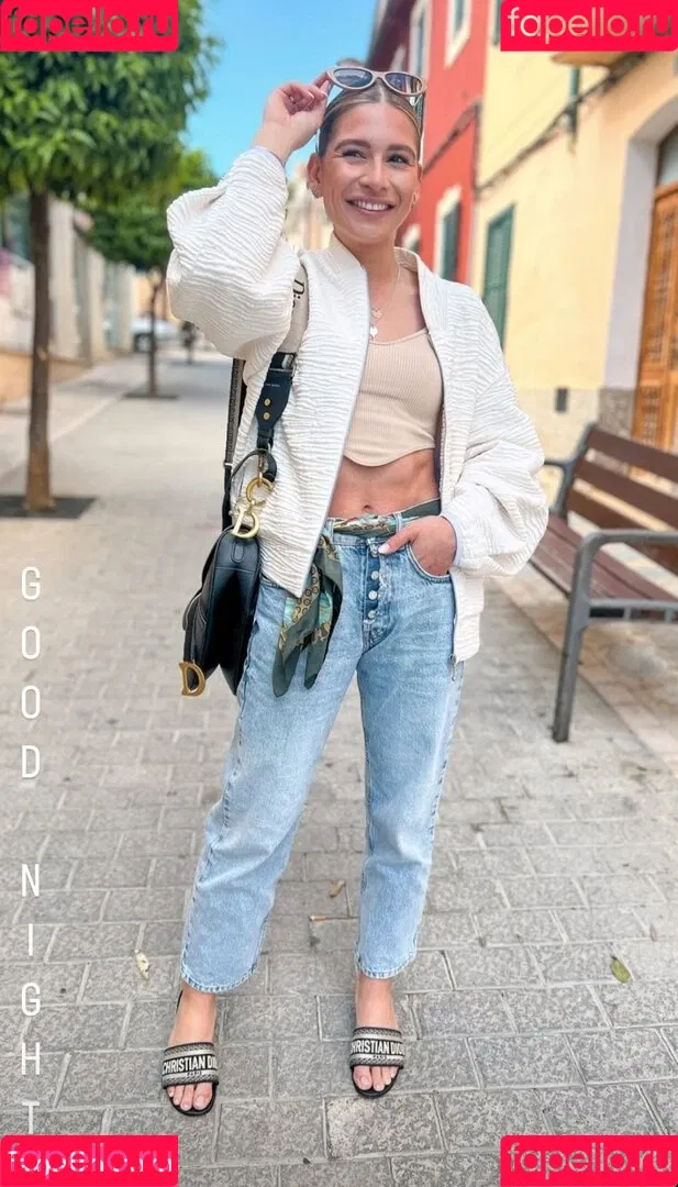 Jana Wosnitza Onlyfans Photo Gallery 
