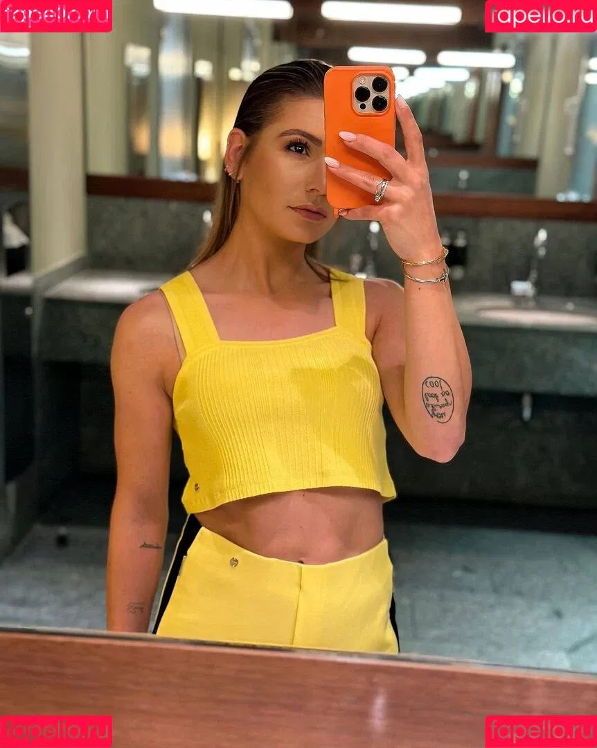 Jana Wosnitza Onlyfans Photo Gallery 