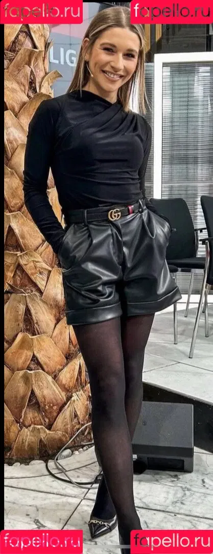Jana Wosnitza Onlyfans Photo Gallery 