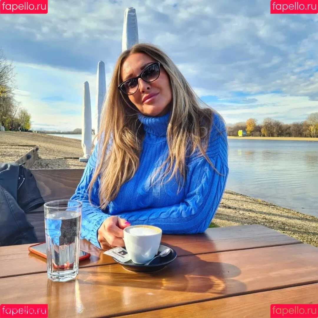 Vesna Justwoman42 Onlyfans Photo Gallery 