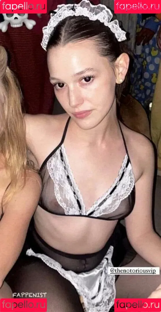 Victoria Pedretti Onlyfans Photo Gallery 