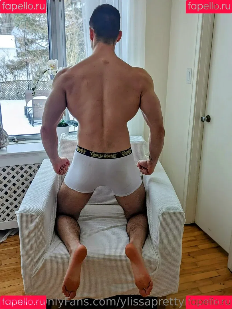 ylissaprettyman Onlyfans Photo Gallery 