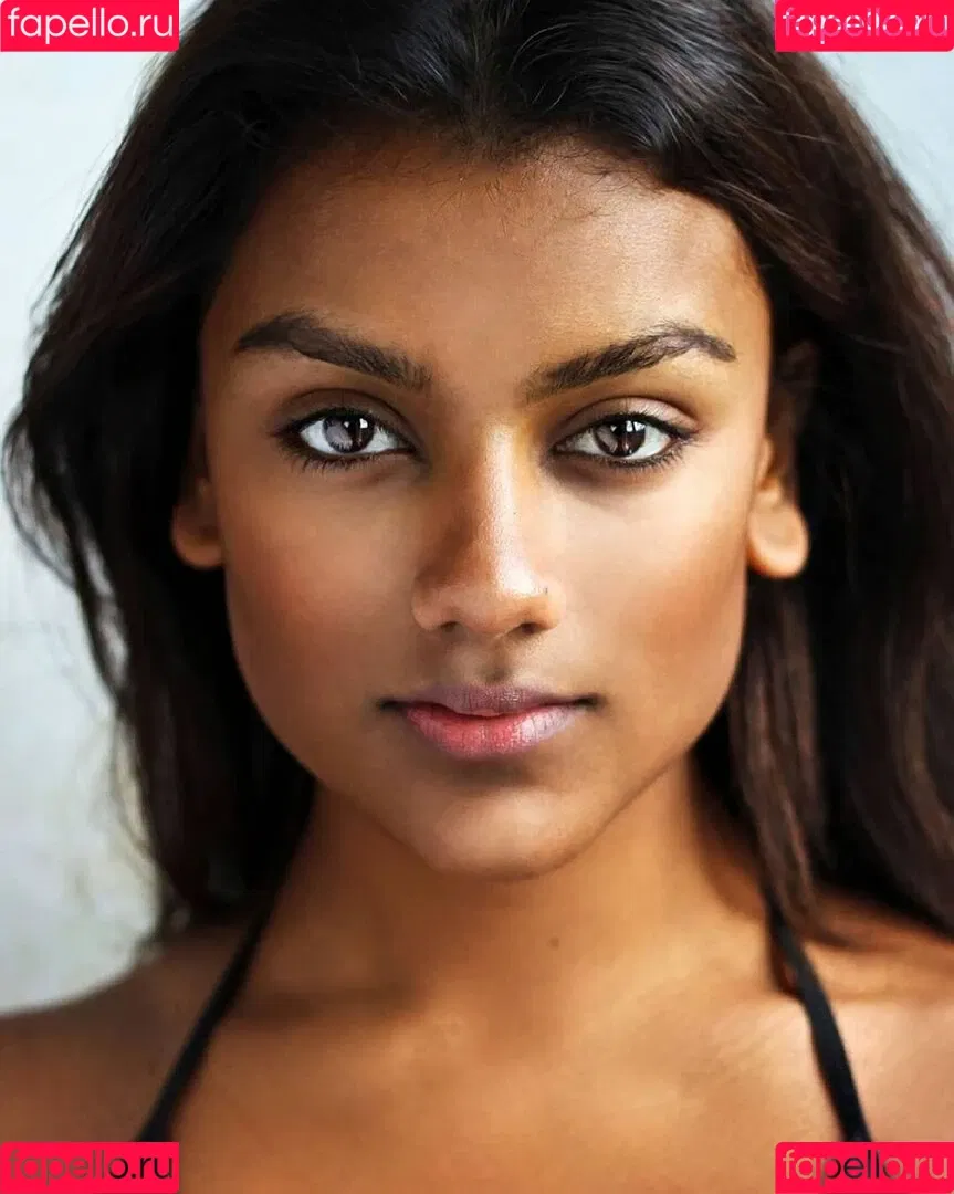 Simone Ashley Onlyfans Photo Gallery 