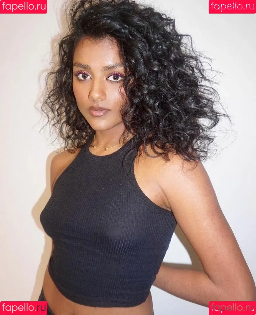 Simone Ashley Onlyfans Photo Gallery 