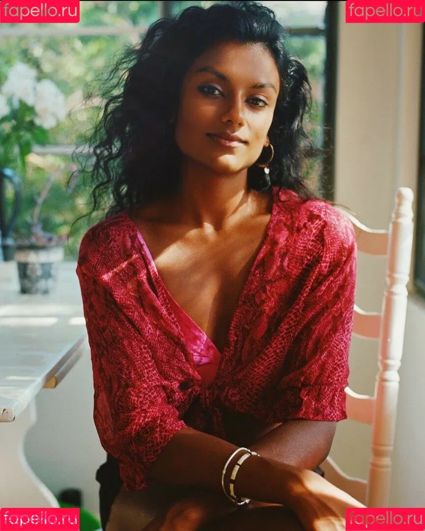 Simone Ashley Onlyfans Photo Gallery 