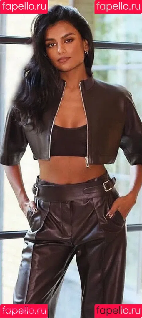 Simone Ashley Onlyfans Photo Gallery 