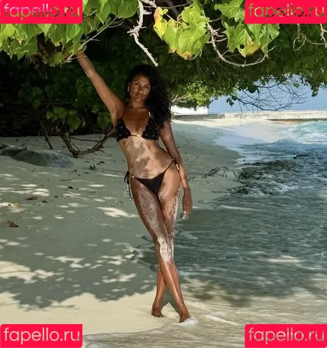 Simone Ashley Onlyfans Photo Gallery 