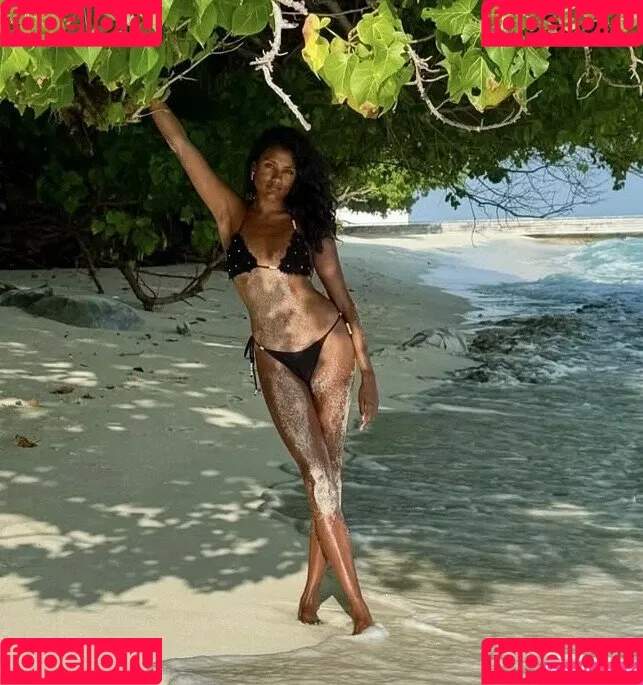 Simone Ashley Onlyfans Photo Gallery 