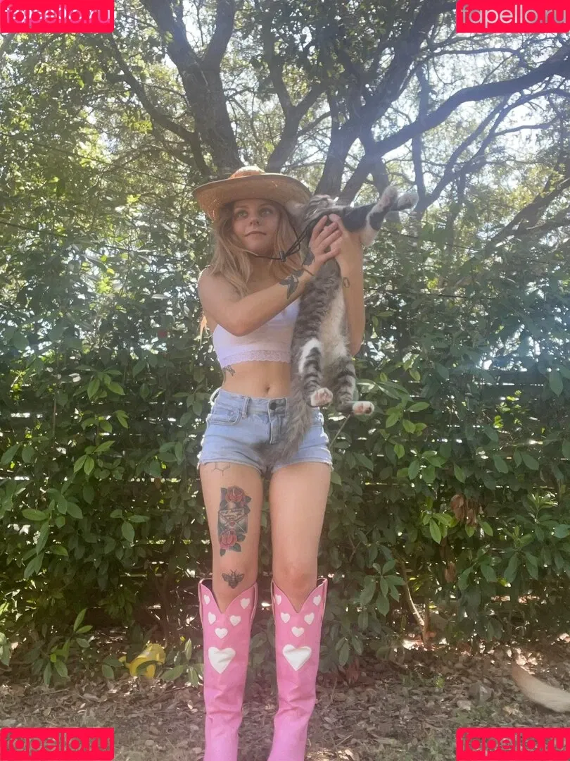 Skylar Valentine Onlyfans Photo Gallery 