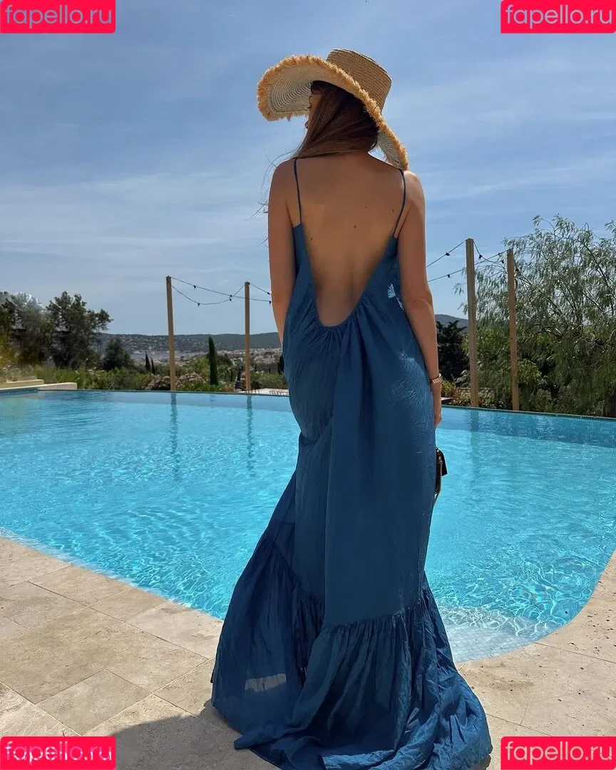 Xenia Tchoumitcheva Onlyfans Photo Gallery 