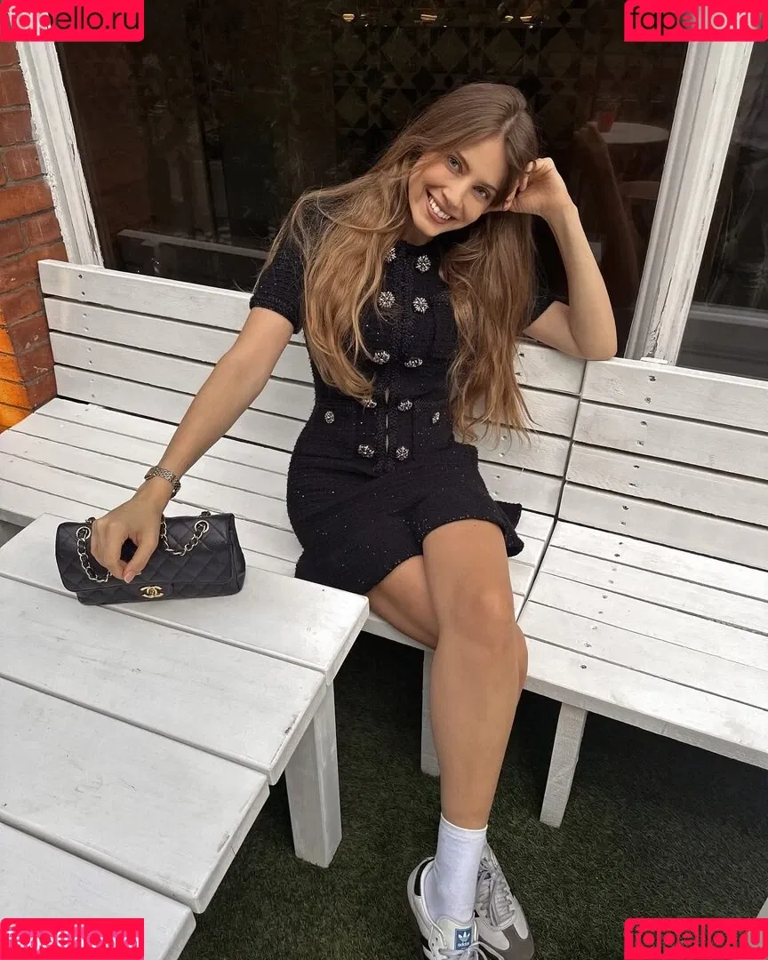 Xenia Tchoumitcheva Onlyfans Photo Gallery 