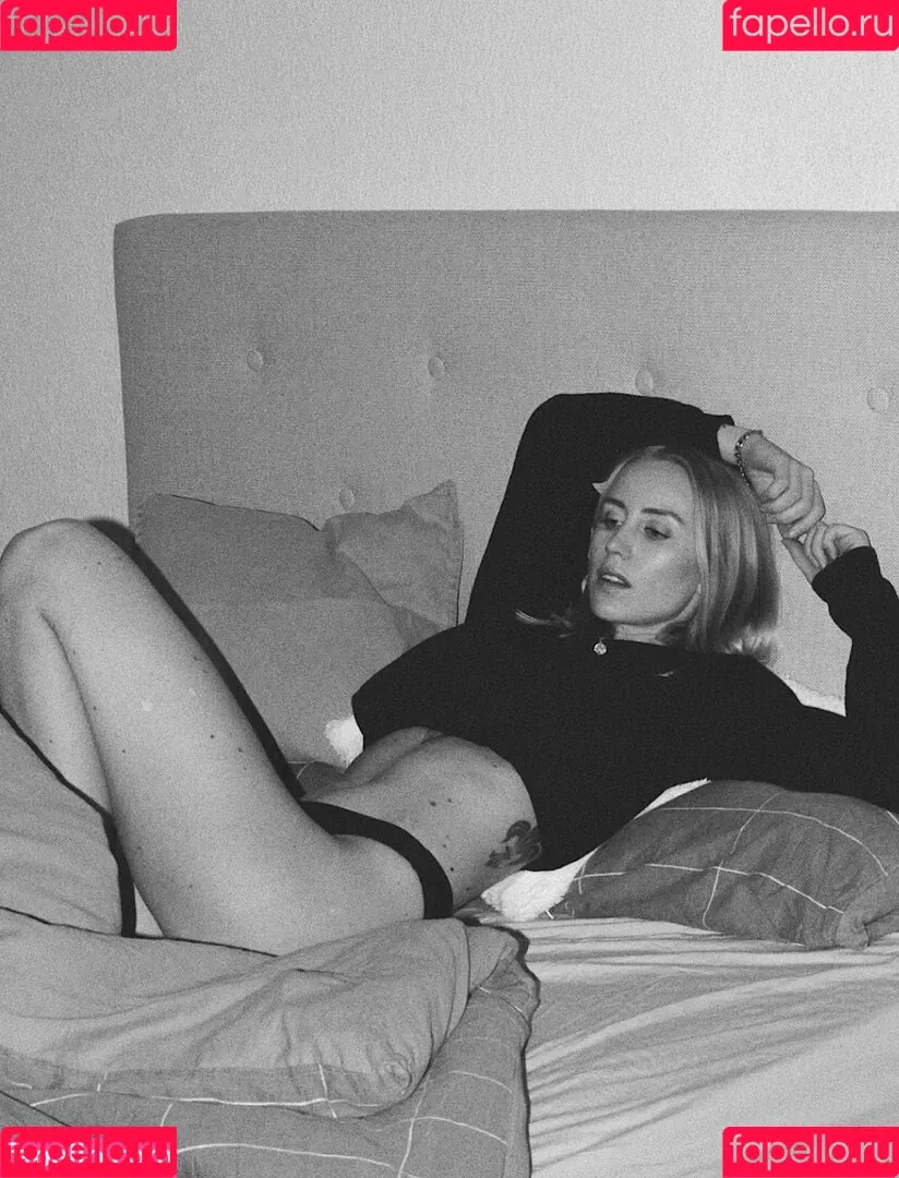 Ela Rausch , Raphaela Onlyfans Photo Gallery 