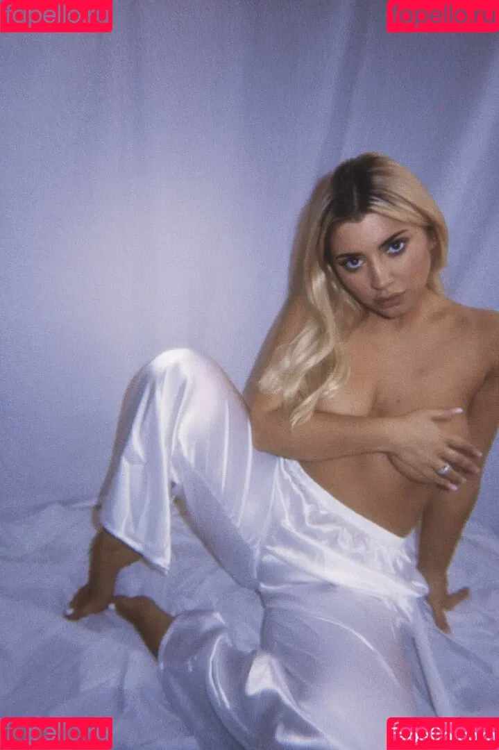 Lara Juicy Onlyfans Photo Gallery 