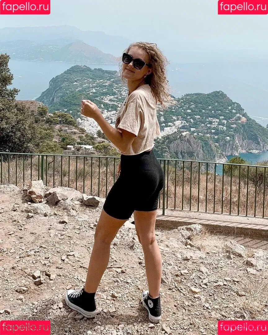 Pauline Angert Onlyfans Photo Gallery 