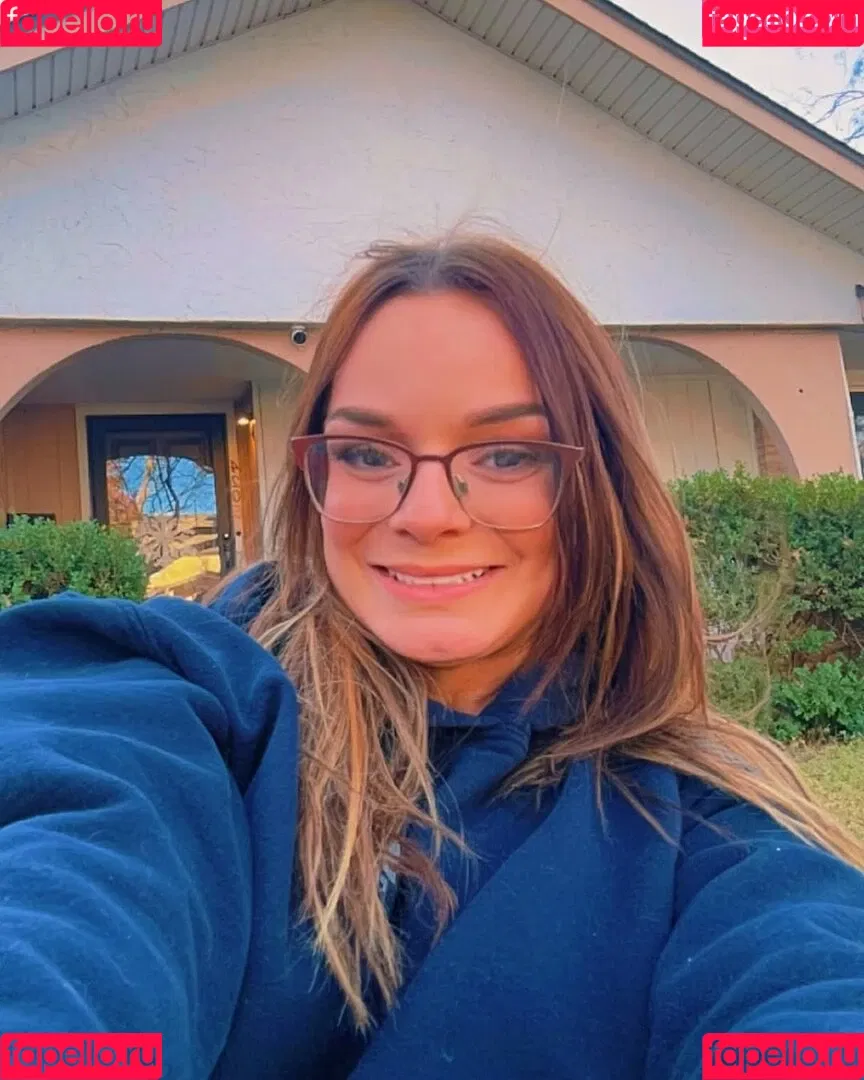 Chasity McClelland Onlyfans Photo Gallery 