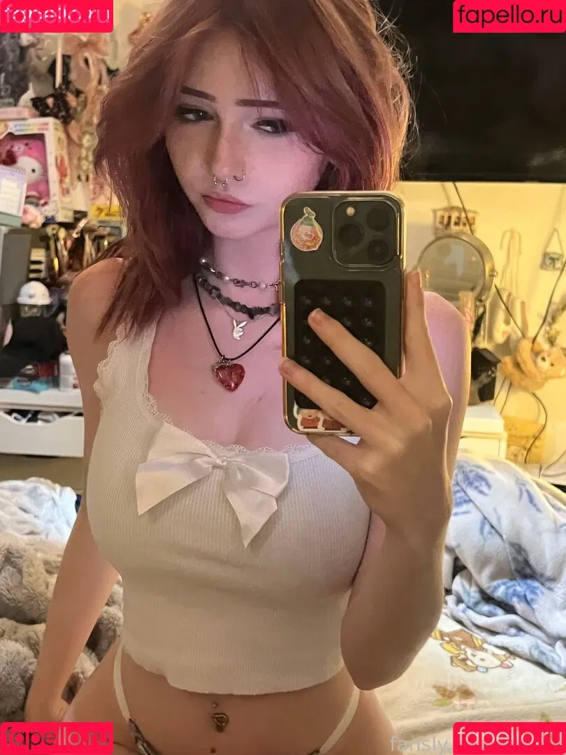 m.vlntn__ Onlyfans Photo Gallery 