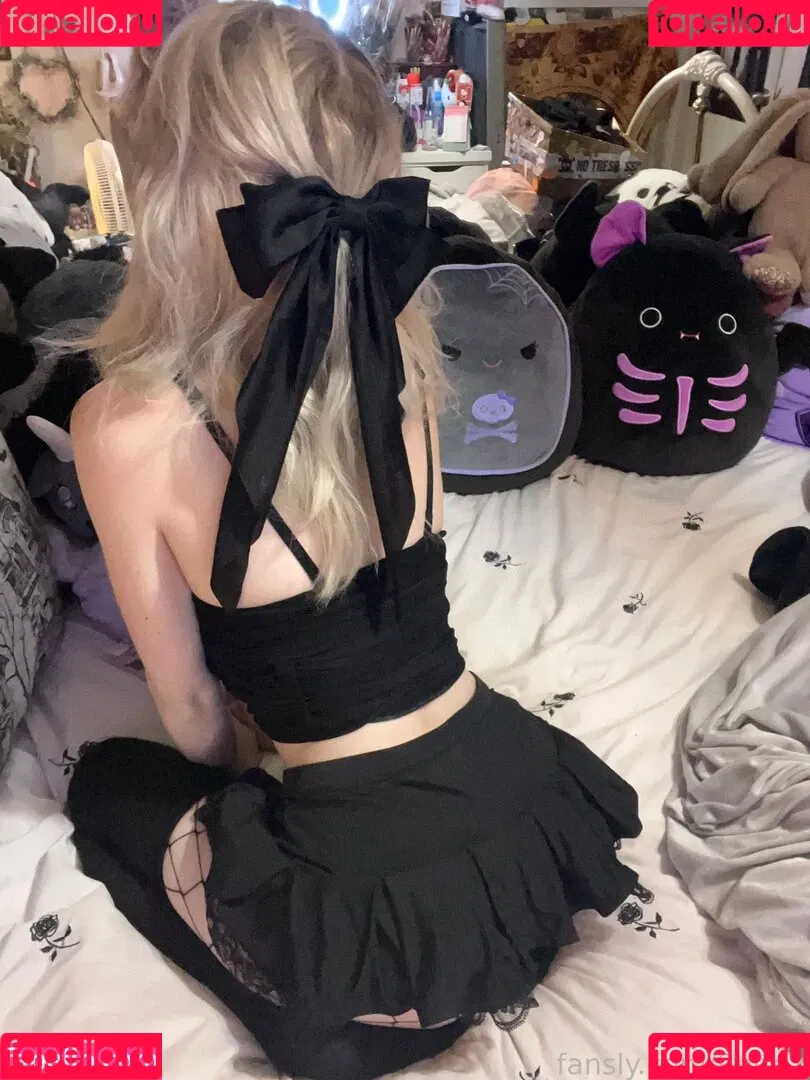m.vlntn__ Onlyfans Photo Gallery 