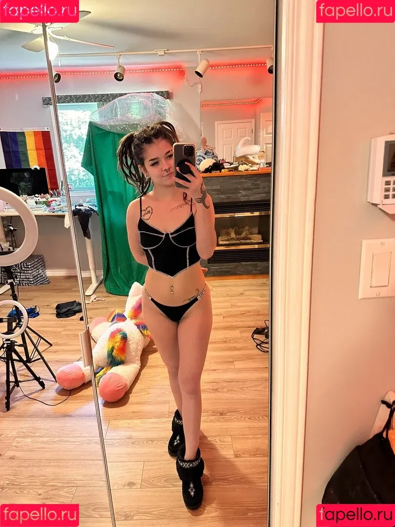Venuskittyxo Onlyfans Photo Gallery 