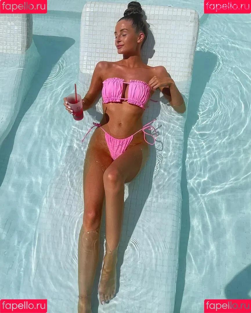 Briony Gorton Onlyfans Photo Gallery 