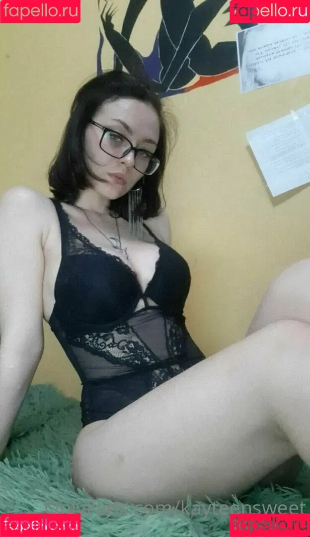 kayteensweet Onlyfans Photo Gallery 