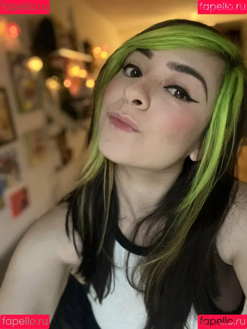 Yellowspoongirl Onlyfans Photo Gallery 