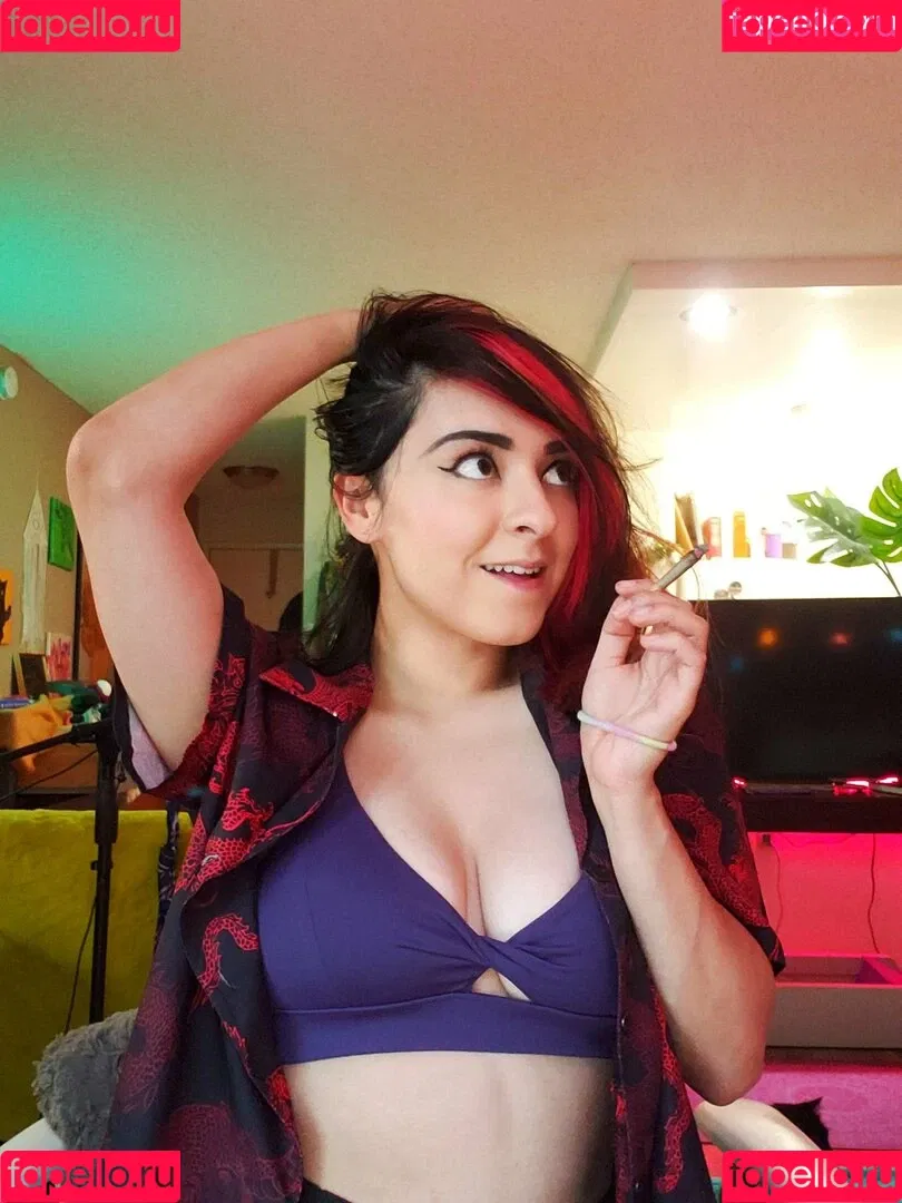 Yellowspoongirl Onlyfans Photo Gallery 