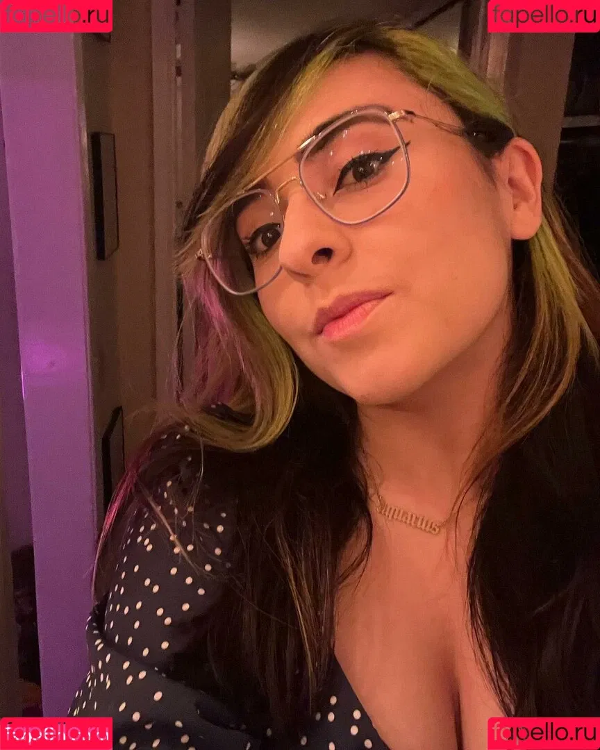 Yellowspoongirl Onlyfans Photo Gallery 