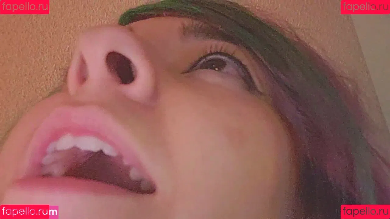 Yellowspoongirl Onlyfans Photo Gallery 