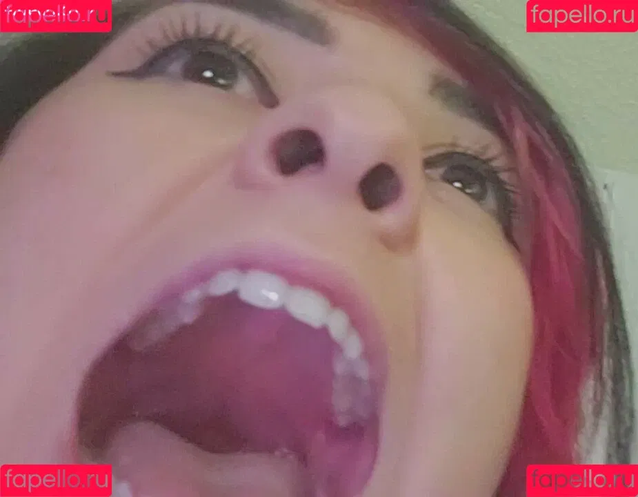 Yellowspoongirl Onlyfans Photo Gallery 