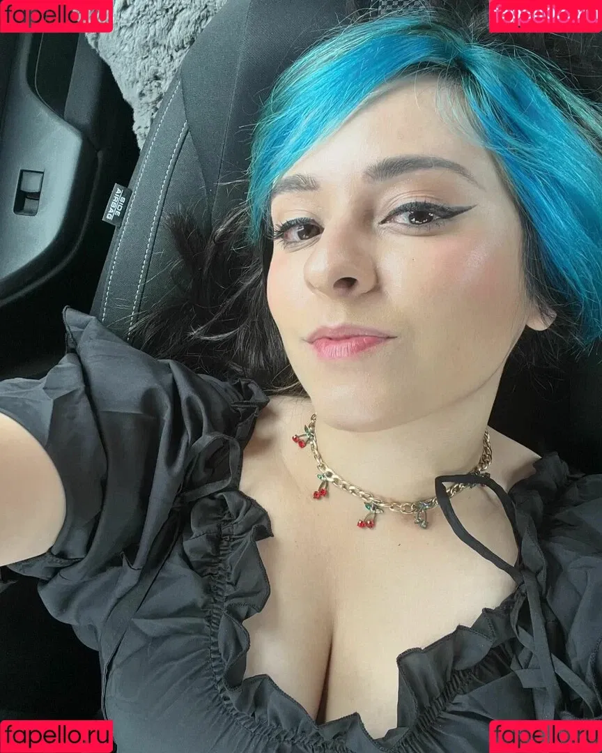 Yellowspoongirl Onlyfans Photo Gallery 