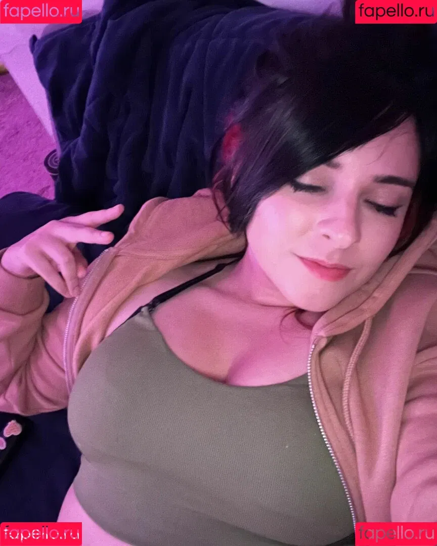 Yellowspoongirl Onlyfans Photo Gallery 