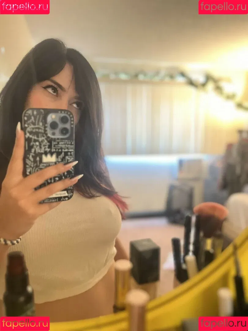 Yellowspoongirl Onlyfans Photo Gallery 
