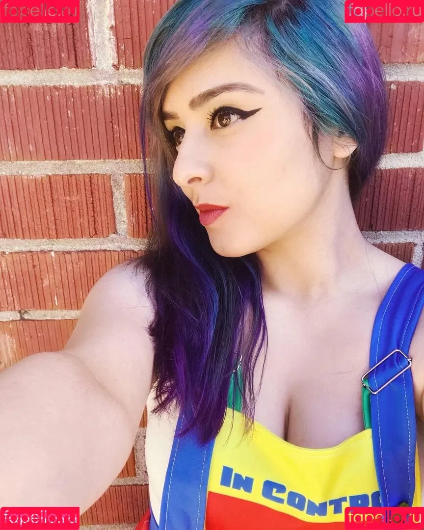 Yellowspoongirl Onlyfans Photo Gallery 