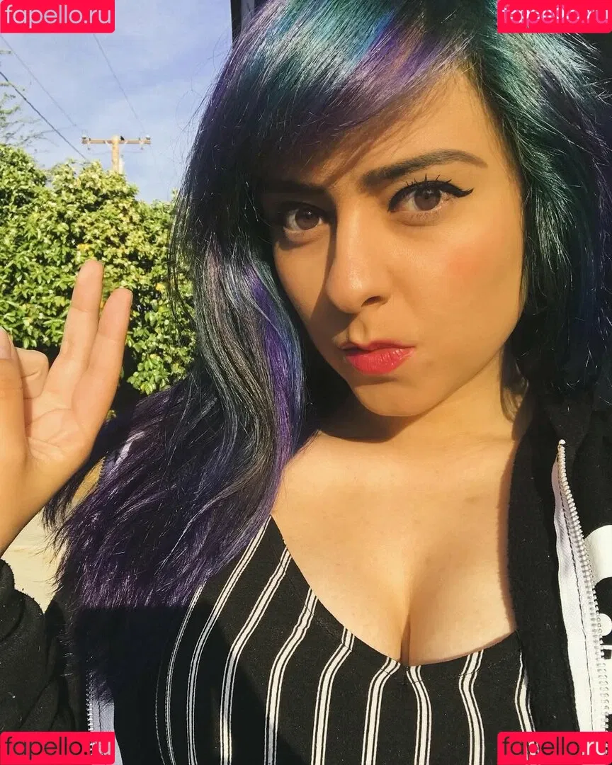 Yellowspoongirl Onlyfans Photo Gallery 