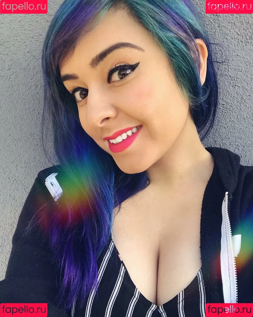 Yellowspoongirl Onlyfans Photo Gallery 