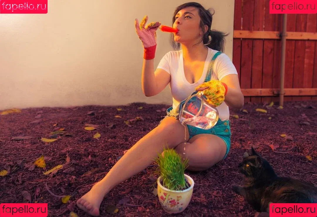 Yellowspoongirl Onlyfans Photo Gallery 