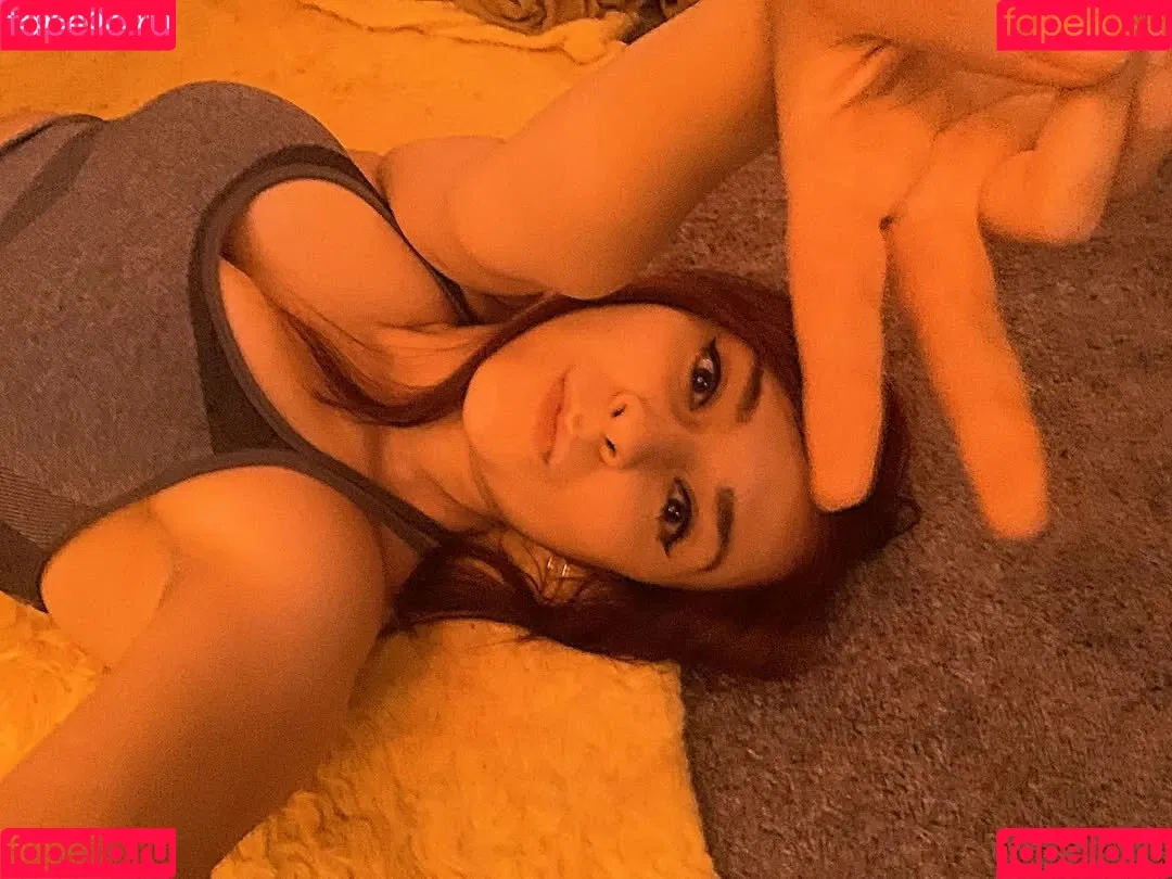 Yellowspoongirl Onlyfans Photo Gallery 