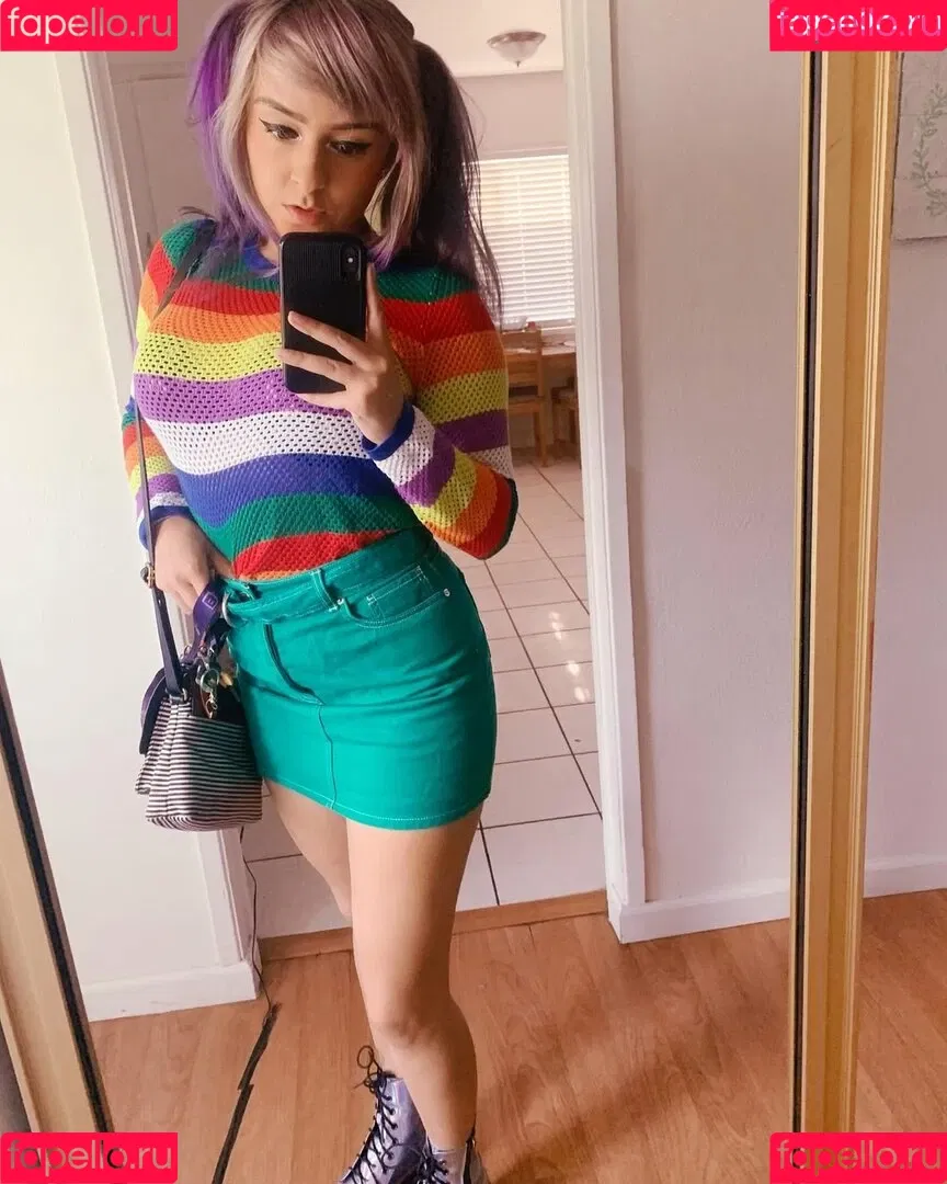 Yellowspoongirl Onlyfans Photo Gallery 