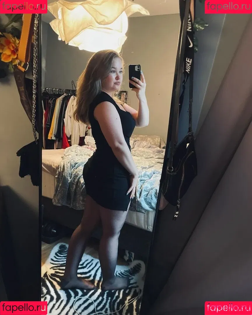 Evviepp Onlyfans Photo Gallery 